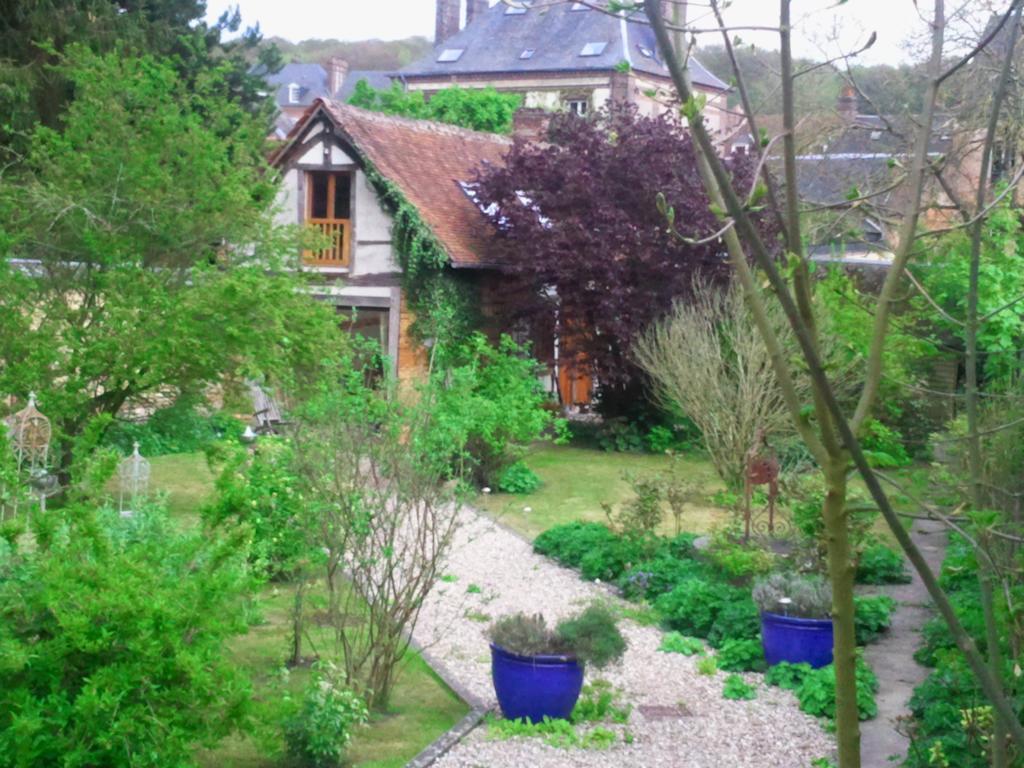 Au Fond Du Jardin Maison D'Hotes Saint-Saëns Δωμάτιο φωτογραφία