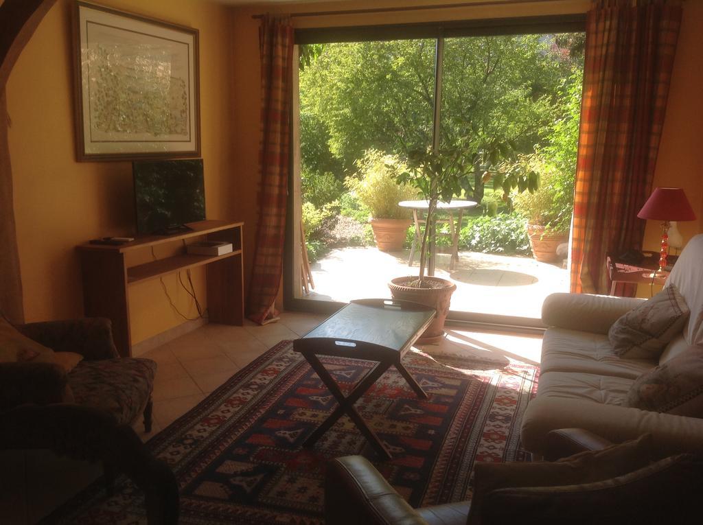 Au Fond Du Jardin Maison D'Hotes Saint-Saëns Εξωτερικό φωτογραφία